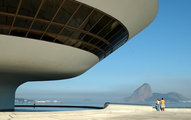 Sugarloaf seen from the Niterói Contemporary Art Museum